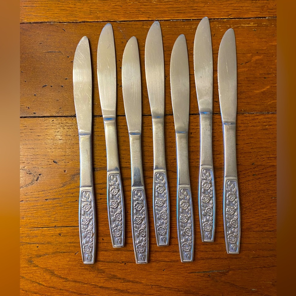 Set Of 7 Customcraft Taiwan Stainless Steel Dinner Knives Roses Flowers